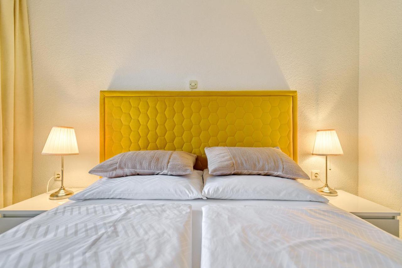 Comfort Apartments In Peaceful Area Zadar - With Garden Екстериор снимка