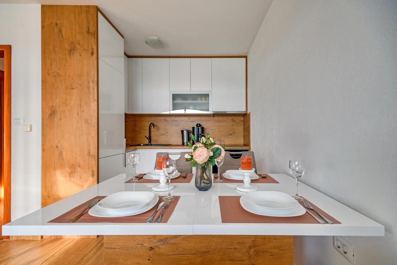 Comfort Apartments In Peaceful Area Zadar - With Garden Екстериор снимка