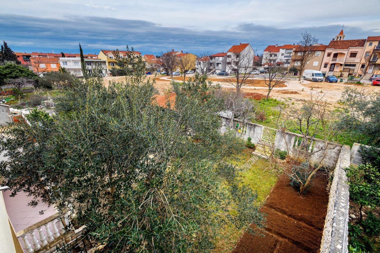 Comfort Apartments In Peaceful Area Zadar - With Garden Екстериор снимка