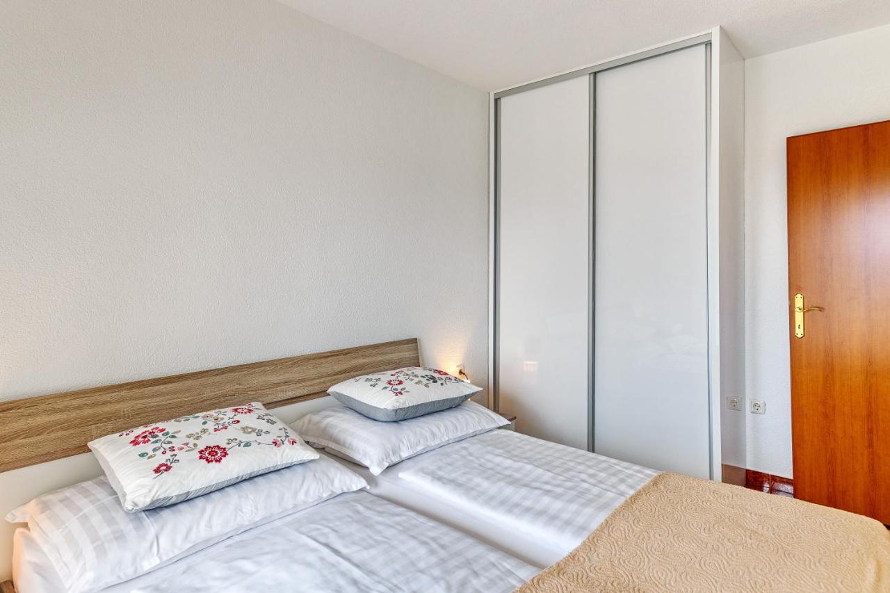 Comfort Apartments In Peaceful Area Zadar - With Garden Екстериор снимка
