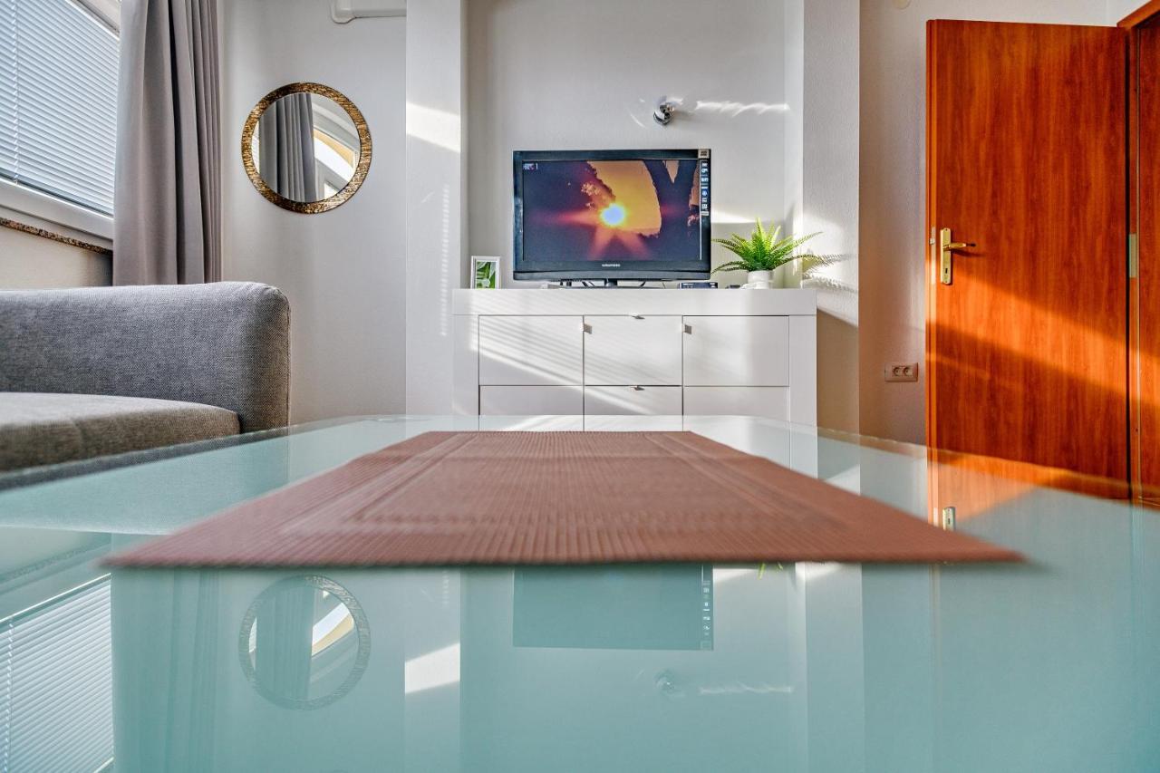 Comfort Apartments In Peaceful Area Zadar - With Garden Екстериор снимка